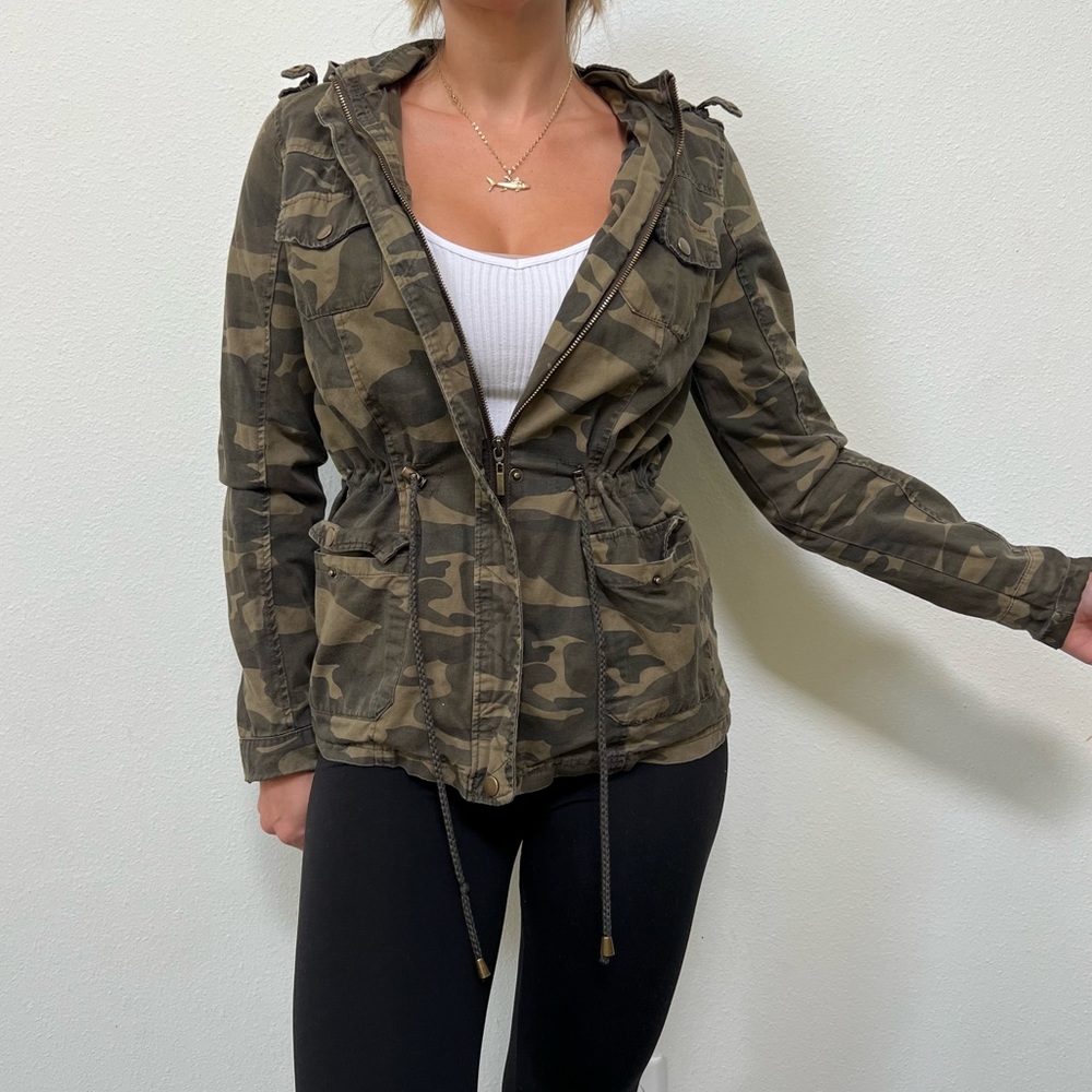 Trendy camo twill jacket